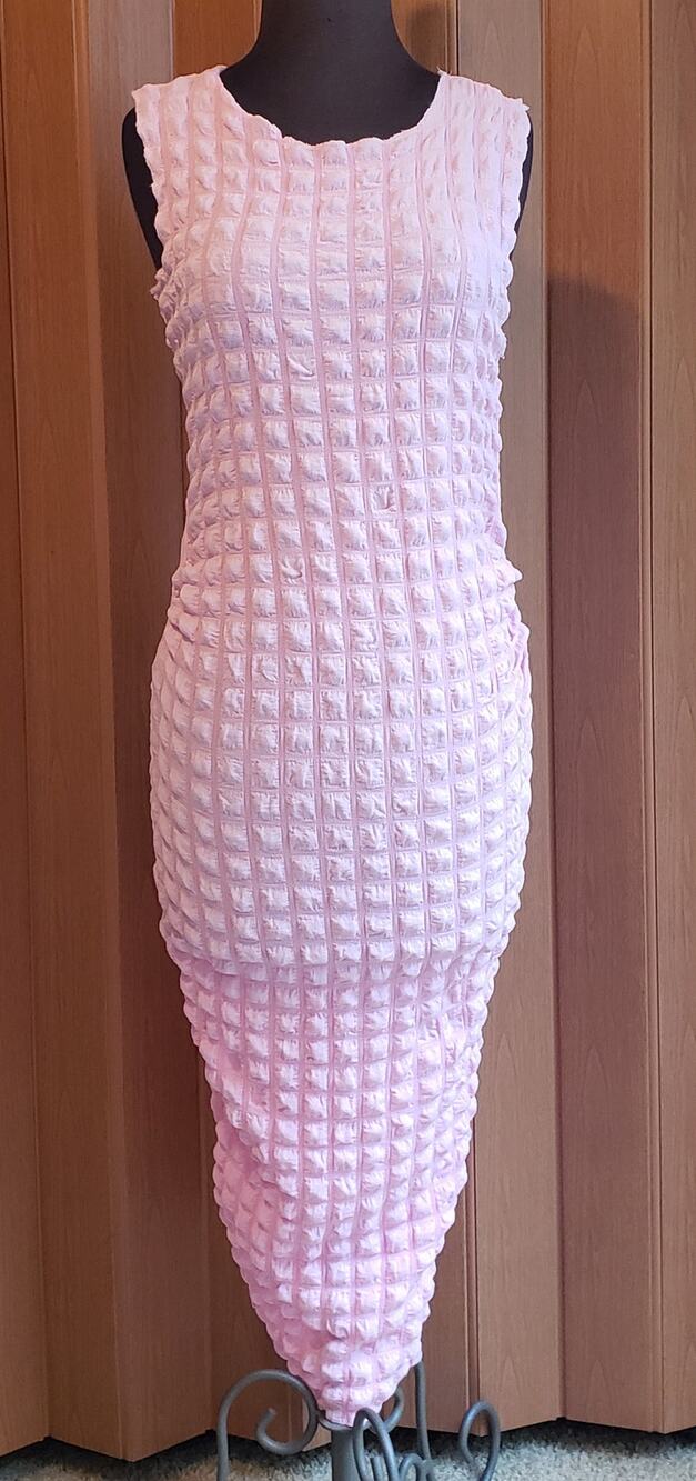 Boohoo size 4 NWT pink maternity bodycon dress
